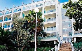 Riviera Resort Hotel